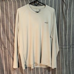 Patagonia long sleeve fishing shirt gray